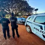 Polícia Civil apreende armas de fogo e munições com investigado por crimes de violência doméstica contra a mãe, em Iporá