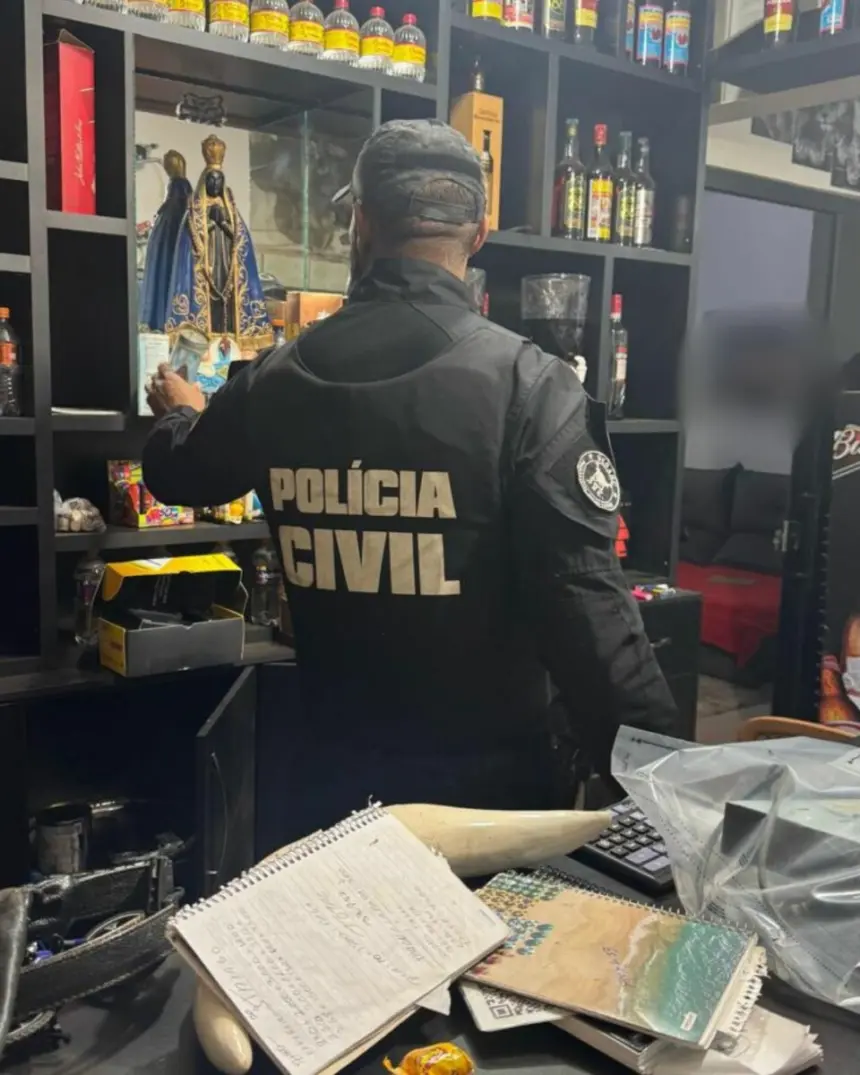 PCGO cumpre mandados de busca em investigação sobre tráfico de drogas em Águas Lindas de Goiás – Policia Civil do Estado de Goiás PCGO cumpre mandados de busca em investigação sobre tráfico de drogas em Águas Lindas de Goiás – Policia Civil do Estado de Goiás