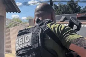PCGO prende homem condenado por roubo a mão armada após troca de informações entre equipes de Posse e Luziânia