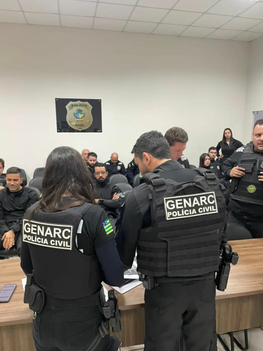 PCGO prende dez pessoas envolvidas em uma associação criminosa do tráfico de drogas em Rio Verde – Policia Civil do Estado de Goiás PCGO prende dez pessoas envolvidas em uma associação criminosa do tráfico de drogas em Rio Verde – Policia Civil do Estado de Goiás