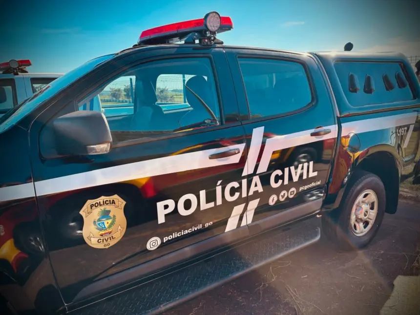 PCGO prende homem que extorquiu ex-namorada para não expor imagens íntimas, em São Simão – Policia Civil do Estado de Goiás PCGO prende homem que extorquiu ex-namorada para não expor imagens íntimas, em São Simão – Policia Civil do Estado de Goiás