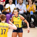 Liga das Nações de Vôlei: Brasil vence Polônia e assume vice-liderança Liga das Nações de Vôlei: Brasil vence Polônia e assume vice-liderança