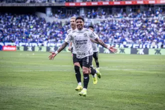 Ceará surpreende e acaba com série invicta do Cruzeiro dentro do Mineirão