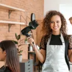 5 cursos profissionalizantes em beleza para ficar de olho em 2025