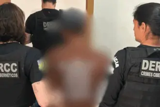 Homem é preso por armazenar material de abuso sexual infantil