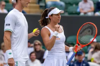 Luisa Stefani é vice-campeã de duplas mistas no Torneio de Wimbledon