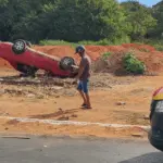 Mãe e bebê escapam ilesos de capotamento na região oeste de Goianésia