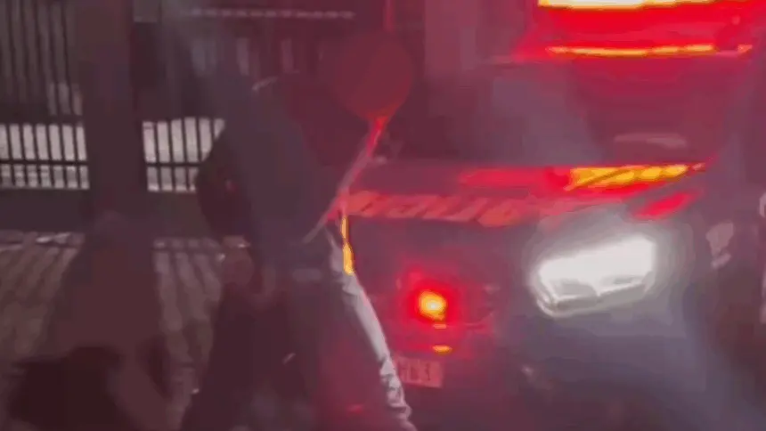 Perseguição policial termina com recuperação de veículo furtado em Goianésia Perseguição policial termina com recuperação de veículo furtado em Goianésia