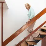 10 dicas para prevenir quedas de idosos em casa 10 dicas para prevenir quedas de idosos em casa