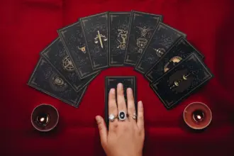 Tarot semanal: previsão para os signos de 14 a 20 de julho de 2025