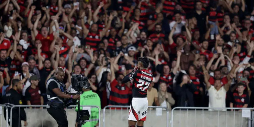 Flamengo bate Inter e fica a um empate em Porto Alegre para alcançar as quartas da Libertadores Flamengo bate Inter e fica a um empate em Porto Alegre para alcançar as quartas da Libertadores