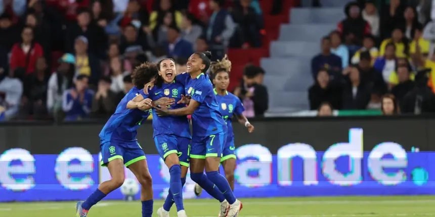 Em final emocionante, Brasil bate Colômbia e é campeão da Copa América Em final emocionante, Brasil bate Colômbia e é campeão da Copa América