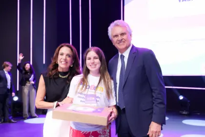 Ronaldo e Gracinha Caiado recepcionam cinco mil novos beneficiários do ProBem – Portal Goiás