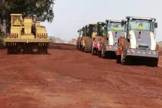 Governo assina ordem de serviço para pavimentação da GO-409 – Portal Goiás