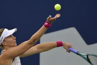 Bia Haddad sofre, mas vence britânica Kartal em estreia no US Open