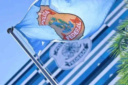 Bolsonaro recebeu R$ 30 milhões em um ano, diz relatório da PF