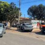 Colisão entre dois carros deixa homem ferido no Setor Oeste, em Goianésia