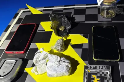 Dupla é presa por tráfico de drogas no leste de Goianésia