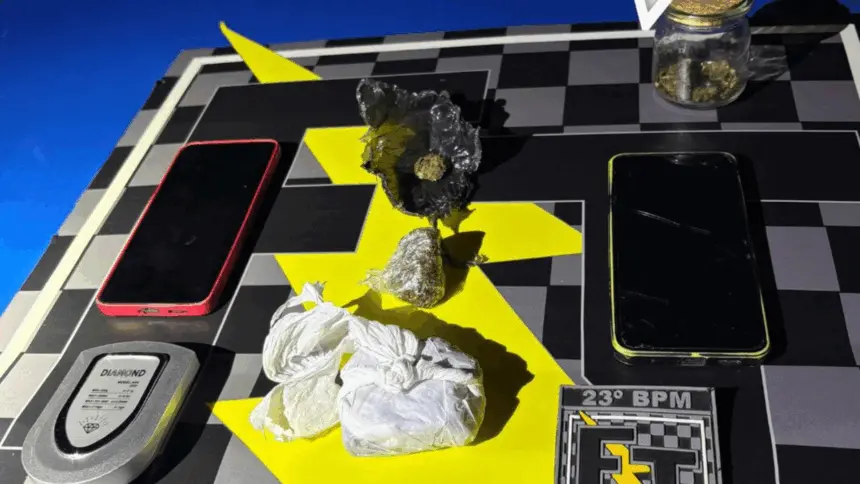 Dupla é presa por tráfico de drogas no leste de Goianésia Dupla é presa por tráfico de drogas no leste de Goianésia