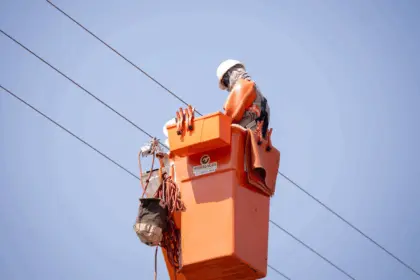 Equatorial executa obras e amplia rede elétrica em Anápolis, Goianésia e cidades vizinhas no 2º trimestre Equatorial executa obras e amplia rede elétrica em Anápolis, Goianésia e cidades vizinhas no 2º trimestre