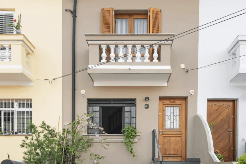 Veja como decidir entre reformar ou demolir uma casa Veja como decidir entre reformar ou demolir uma casa