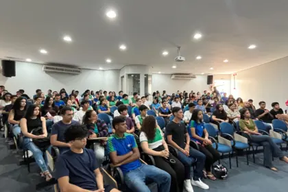 Fundação Crescer inicia segunda turma do curso de Auxiliar Administrativo 2025 em parceria com o Cotec Fundação Crescer inicia segunda turma do curso de Auxiliar Administrativo 2025 em parceria com o Cotec