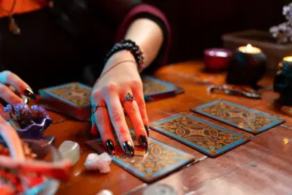 Tarot semanal: previsão para os signos de 11 a 17 agosto de 2025