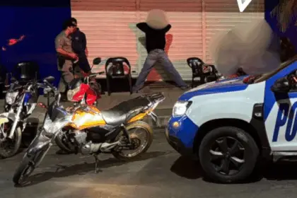 Motociclista é flagrado realizando manobras perigosas em Goianésia e recebe mais de R$ 7 mil em multas Motociclista é flagrado realizando manobras perigosas em Goianésia e recebe mais de R$ 7 mil em multas