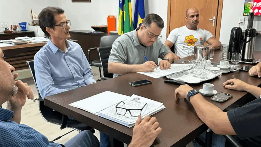 Prefeitura de Goianésia resgata Natal Luz e já inicia preparativos para realização neste ano de 2025