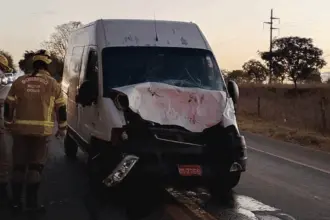 Urgente: Motorista de Goianésia sai ileso ao se envolver em grave acidente na GO-080