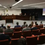 1ª Turma do STF condena Bolsonaro a 27 anos e 3 meses de prisão em regime inicial fechado 1ª Turma do STF condena Bolsonaro a 27 anos e 3 meses de prisão em regime inicial fechado