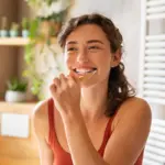 Entenda como tratar e prevenir o mau hálito