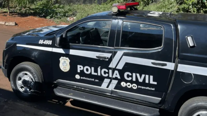 PCGO e PMGO prendem em menos de 24h irmãos envolvidos em homicídio de caseiro em Silvânia – Policia Civil do Estado de Goiás PCGO e PMGO prendem em menos de 24h irmãos envolvidos em homicídio de caseiro em Silvânia – Policia Civil do Estado de Goiás