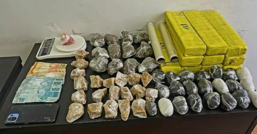 PCGO e PMGO prendem suspeitos de homicídio e apreendem grande quantidade de entorpecentes – Policia Civil do Estado de Goiás PCGO e PMGO prendem suspeitos de homicídio e apreendem grande quantidade de entorpecentes – Policia Civil do Estado de Goiás