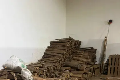 Operação conjunta fiscaliza empresa suspeita de produzir café em desacordo com normas sanitárias, em Goiânia