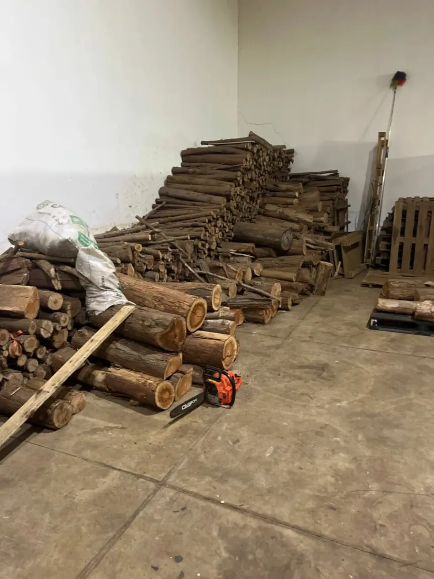 Operação conjunta fiscaliza empresa suspeita de produzir café em desacordo com normas sanitárias, em Goiânia