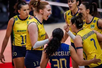 Brasil avança para semifinal do Mundial de vôlei feminino