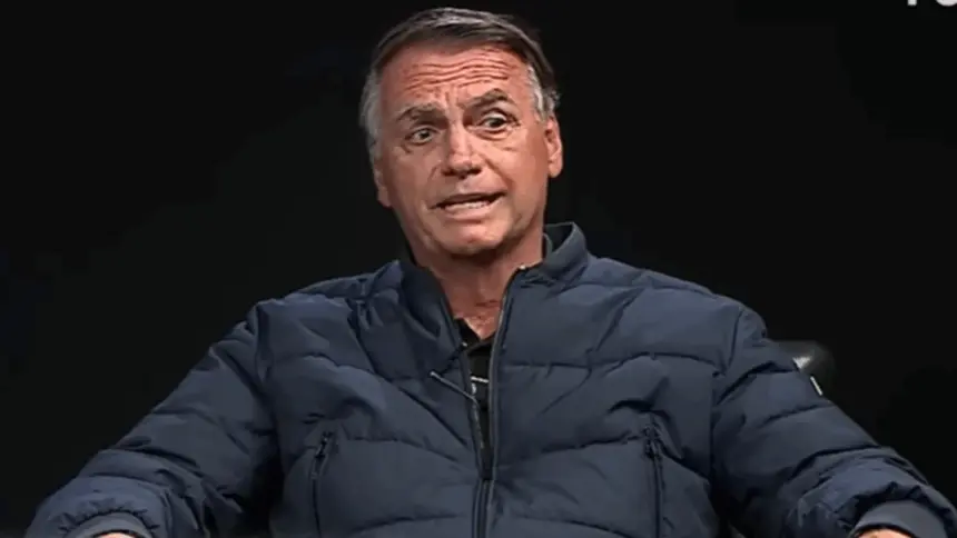 Bolsonaro tem alta hospitalar; laudo de lesões cutâneas mostra câncer de pele