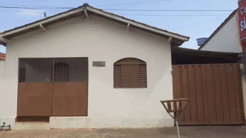 Classificados Meganésia: Vende-se uma casa no Bairro Carrilho Classificados Meganésia: Vende-se uma casa no Bairro Carrilho
