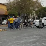Colisão entre moto e caminhonete deixa uma pessoa ferida no Bairro Carrilho