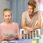 5 dicas para ensinar educação financeira para os filhos