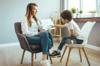 4 sintomas de ansiedade e depressão em crianças