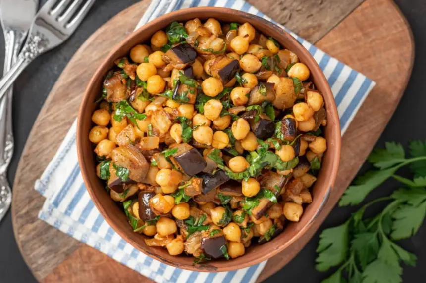 5 receitas práticas e ricas em proteína vegetal para o almoço