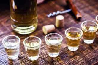 6 tipos de cachaça e como harmonizá-los com comidas