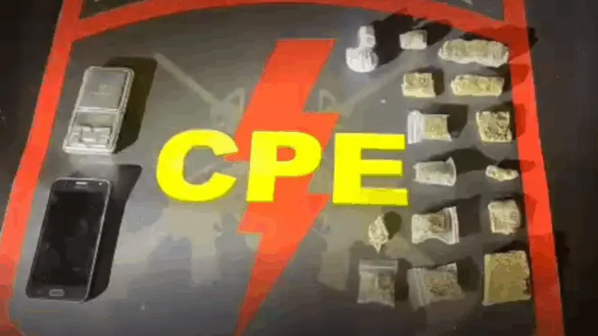 Traficante é preso em flagrante e drogas são apreendidas pela CPE Goianésia Traficante é preso em flagrante e drogas são apreendidas pela CPE Goianésia