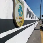 Homem é preso por descumprir medidas protetivas ao mexer em câmeras de segurança de ex-companheira para não ser filmado Homem é preso por descumprir medidas protetivas ao mexer em câmeras de segurança de ex-companheira para não ser filmado