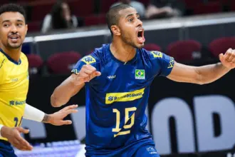 Brasil volta a vencer no Mundial e se aproxima das oitavas de final