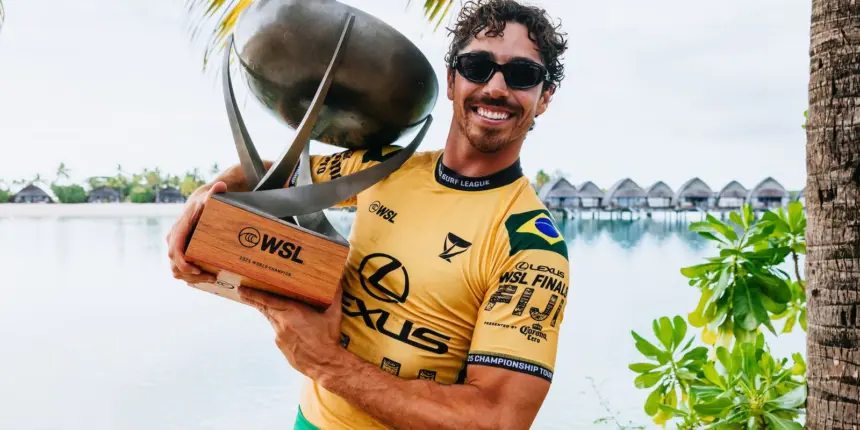 Inspirado em Ronaldo, Yago Dora destaca supremacia brasileira no surfe Inspirado em Ronaldo, Yago Dora destaca supremacia brasileira no surfe