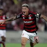 Carrascal decide e Flamengo fica em vantagem na semi da Libertadores Carrascal decide e Flamengo fica em vantagem na semi da Libertadores