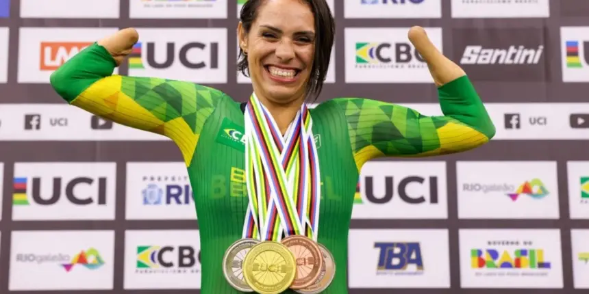 Sabrina Custódia conquista prata e fecha Mundial com quatro medalhas